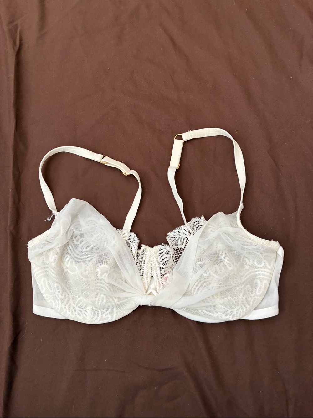 Victoria’s Secret Very Sexy Ivory Lace Mesh Push Up Bra 36D